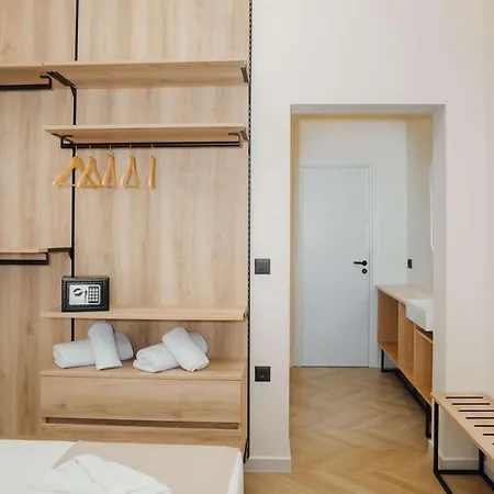 Apartment Mandilara *